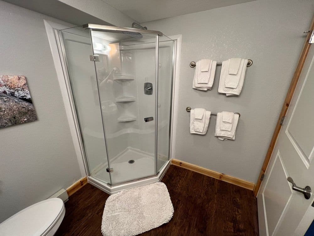 King Family Suite private bathroom