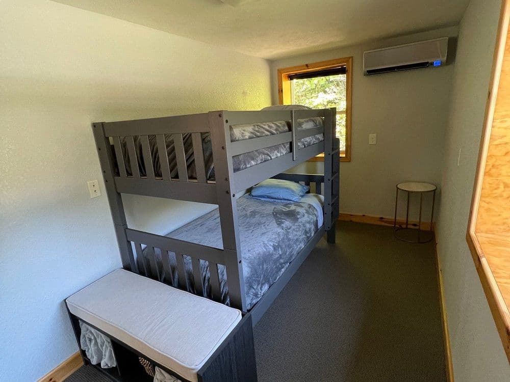 Twin bunk beds in the King Family Suite